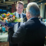 2e374402-4194-4ee4-b43c-7f6f590735ef